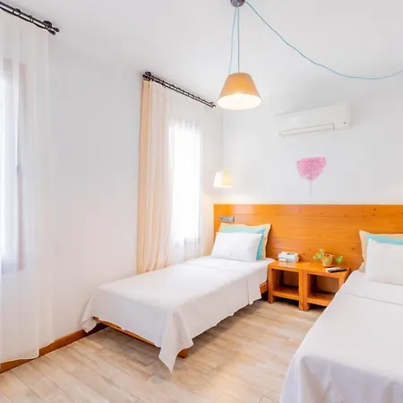 Mare Nostrum Aparthotel 2*